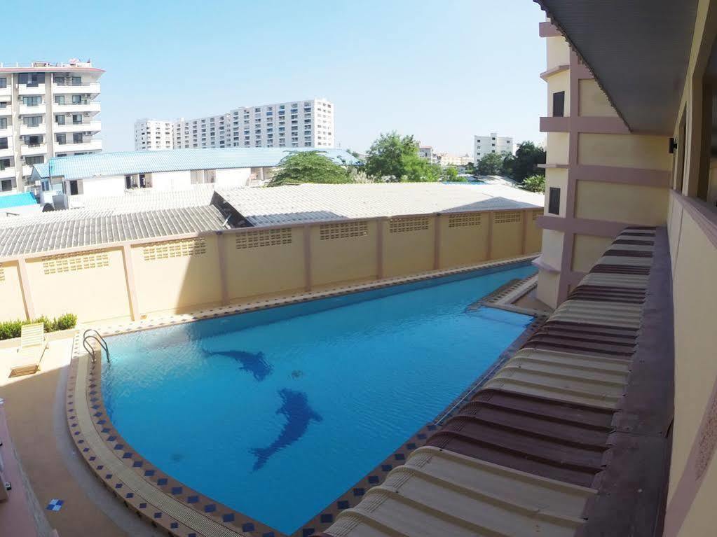 โรงแรมเอเอ พัทยา วิลล์ Pattaya ภายนอก รูปภาพ
